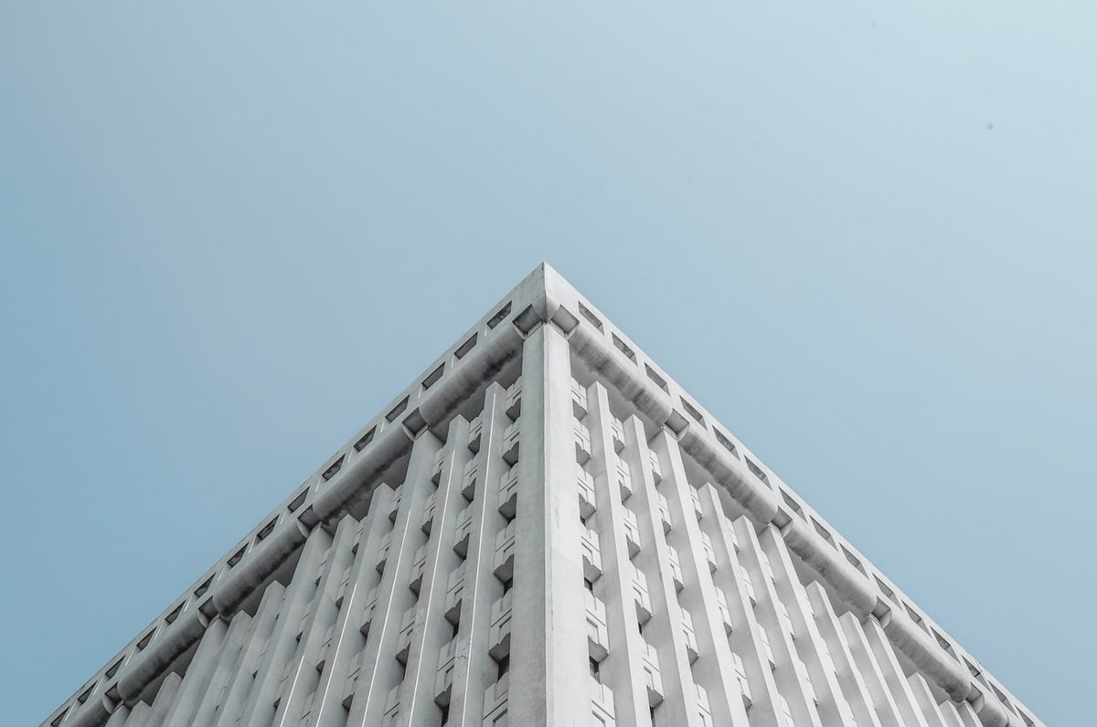 开云体育-新华视评：警惕论文“唯头衔”之风异化学术生态