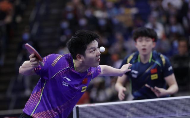 开云体育-世乒赛梁靖崑苦战惊险晋级 樊振东与林高远争四强